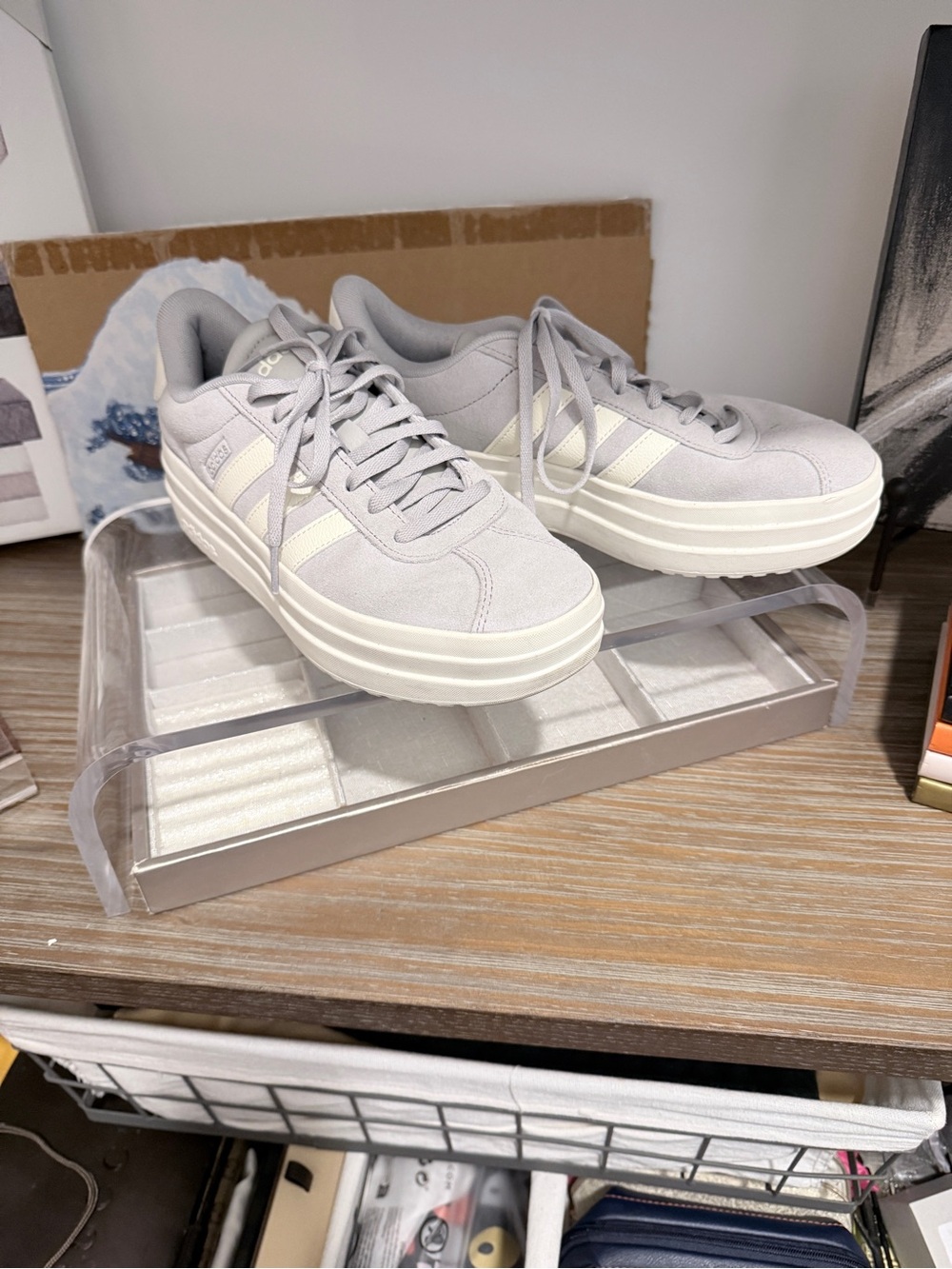 adidas Low-Top Sneaker in Light Gray and Cream
